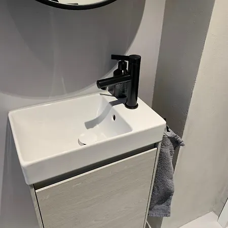 Modern - Süd * Stoccarda